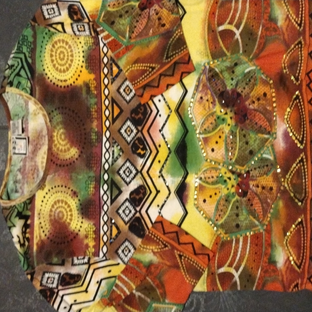 #32 Women's BLOUSE - Picture 2 of 8